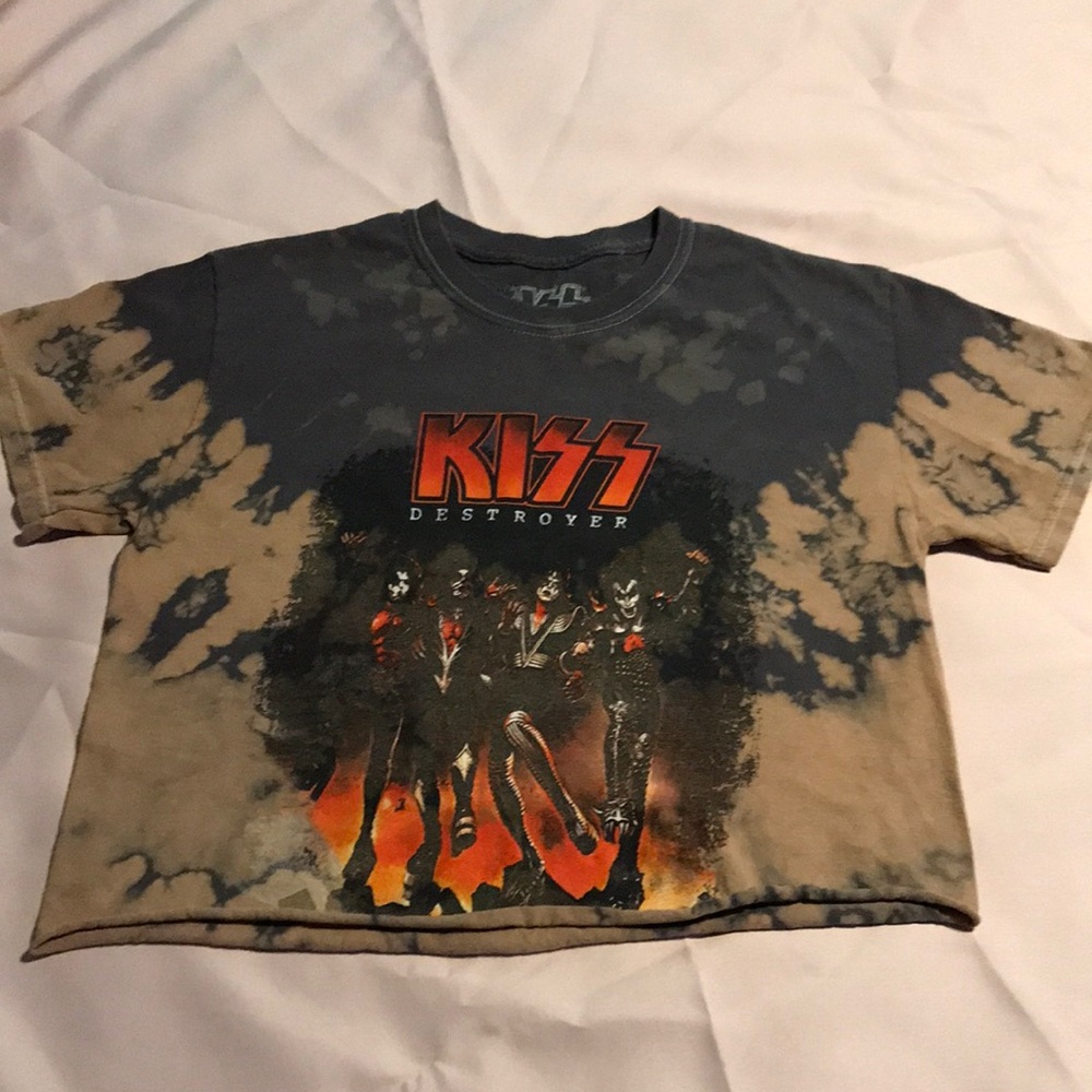 Kiss Destroyer Acid Wash Crop Top